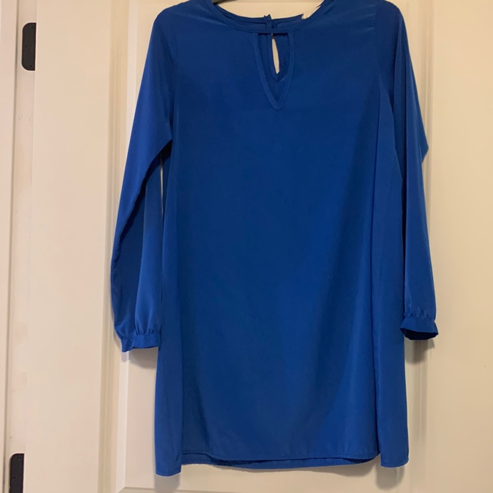 Blue long sleeve dress with cut out from Tobi, size small.